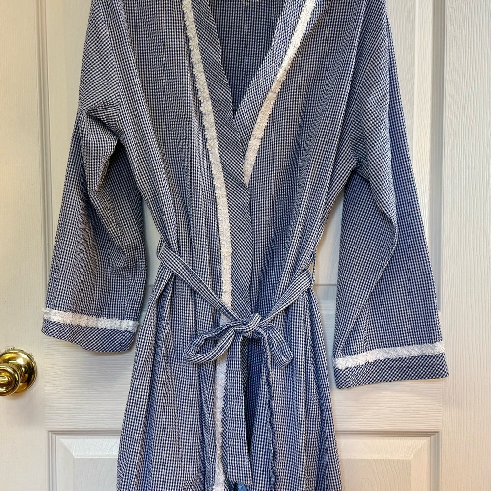 Eileen West Robe Blue White Checkered Seersucker Gingham Lace Trim Pockets M